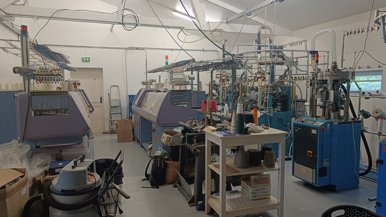 Machines automatiques tricot atelier Creuse